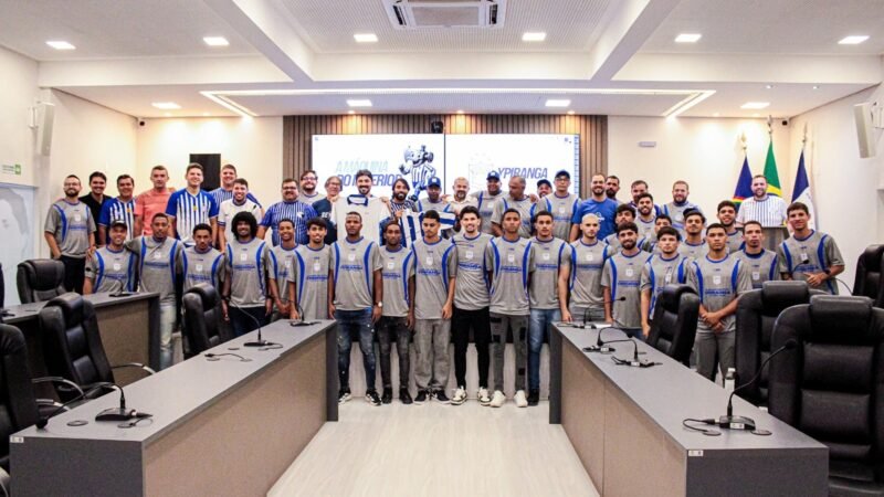 Ypiranga apresenta elenco e novos uniformes para disputa do Pernambucano