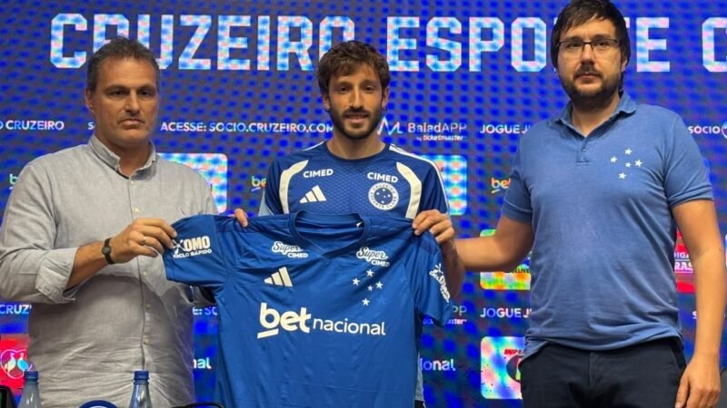 Viña detona diretoria do River, revela ajuda do Flamengo e explica escolha pelo Cruzeiro