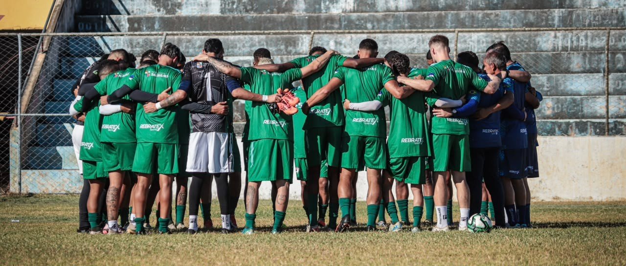 Técnico do Salgueiro destaca força da torcida no retorno do clube: “Cidade respira o Carcará”