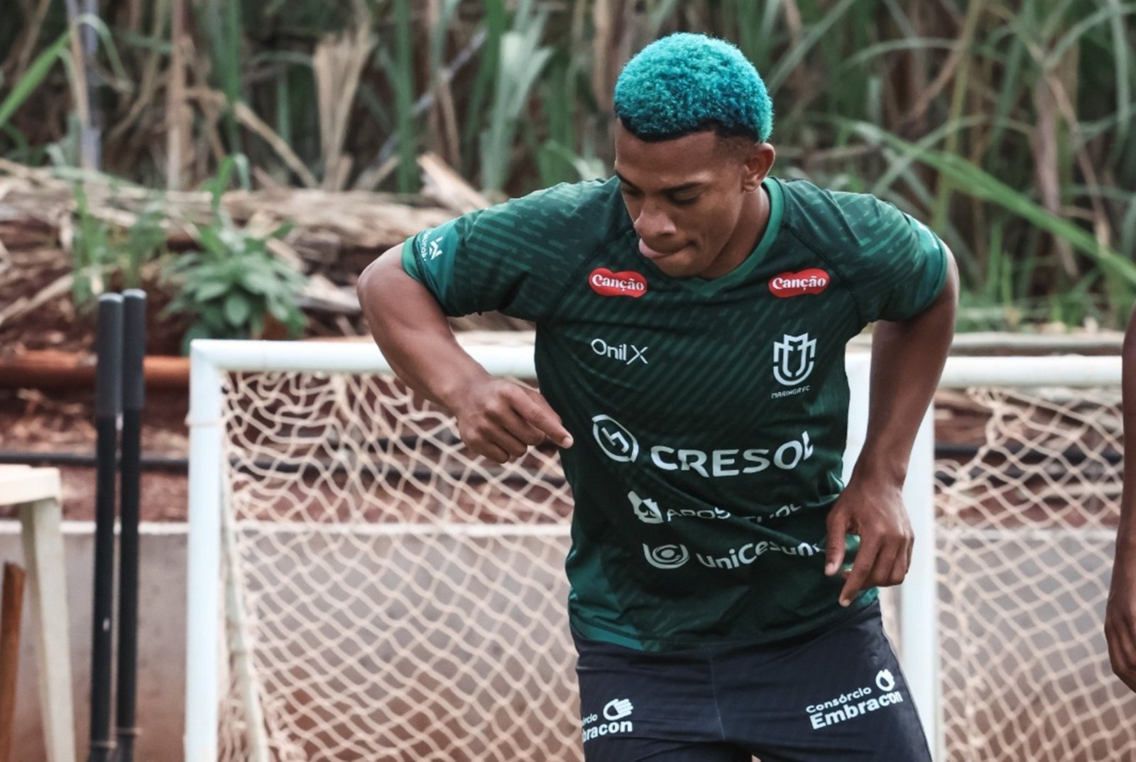 Maringá anuncia retorno de atacante campeão da Série D com o Uberlândia