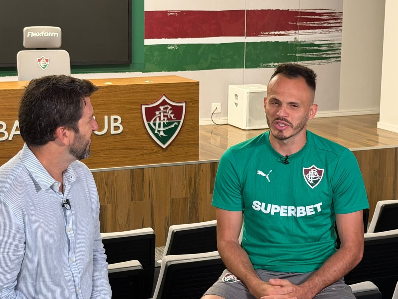 Renê se firma no Fluminense pela regularidade e projeta sonho: “Libertadores é sempre especial”