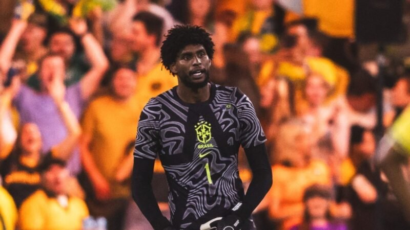 Hugo Souza avalia gol sofrido pela Seleção: “Quando eu pensei em saltar, a bola já tinha passado”