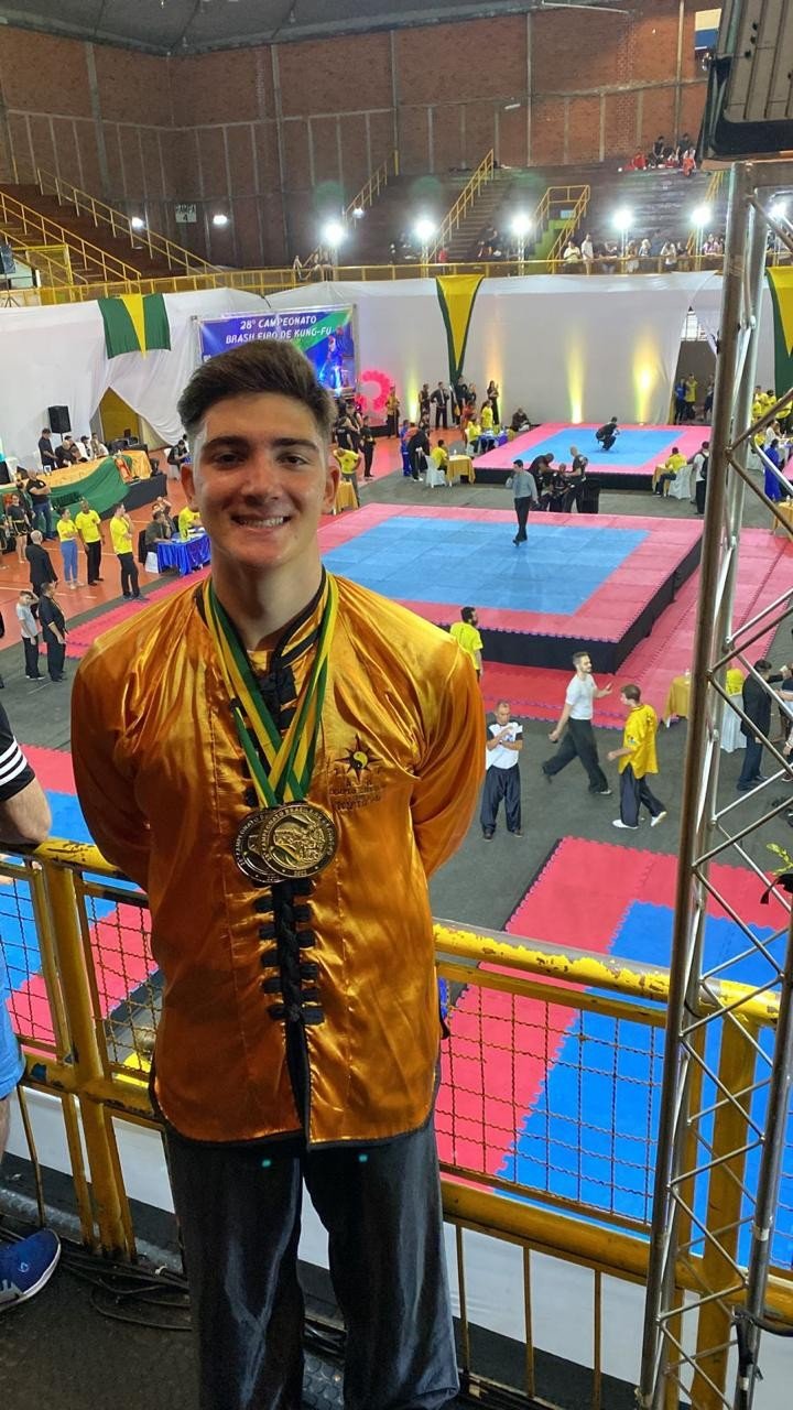 Conheça o ex-Corinthians que luta Kung Fu, fala quatro idiomas e foi convocado pela seleção do Líbano