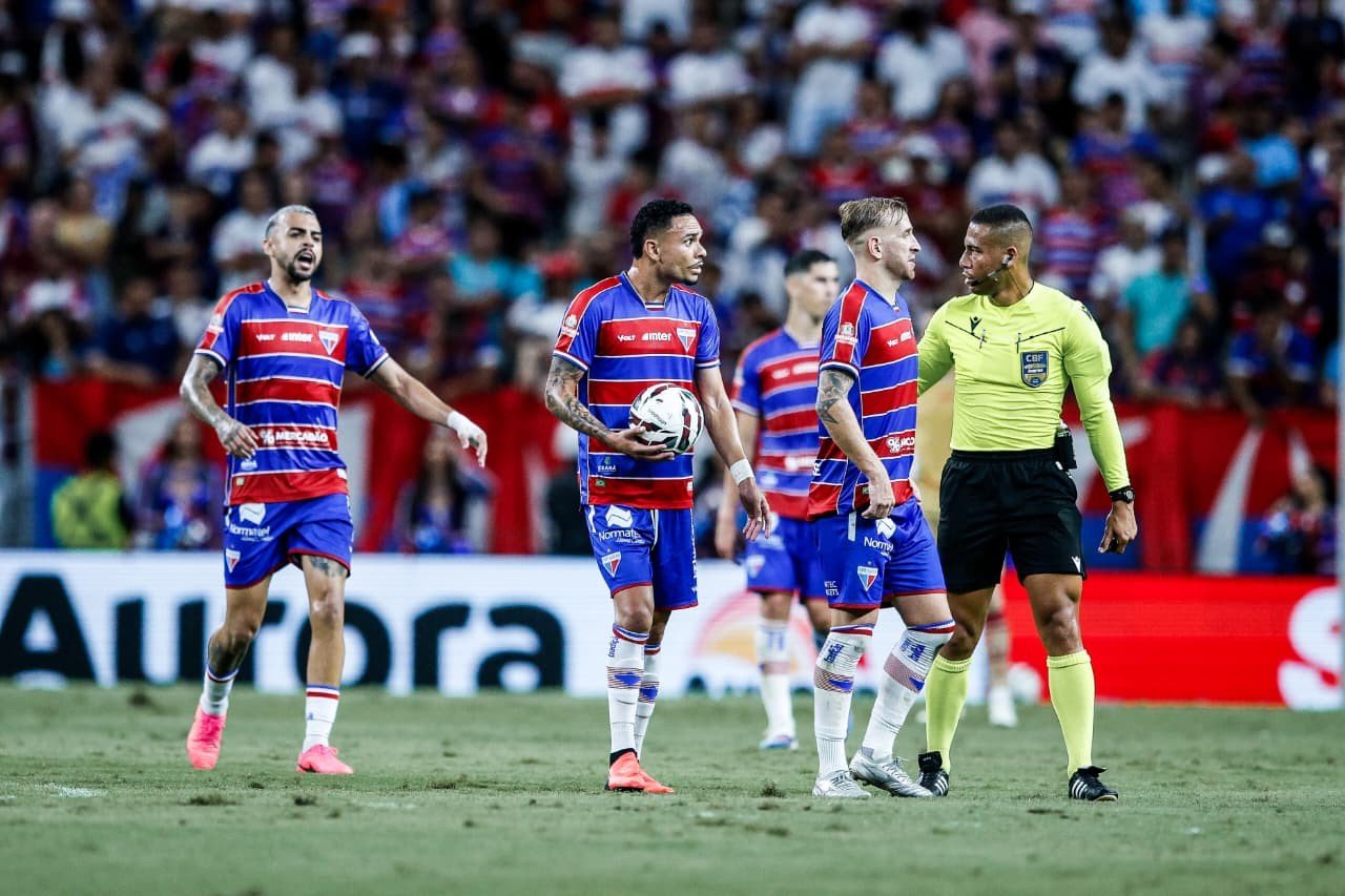 Fortaleza vai fazer reclamação formal à CBF por gol anulado de Pierre