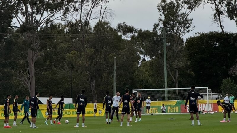 Escalação da Seleção: Ancelotti repete time com sete mudanças e Raphinha como centroavante