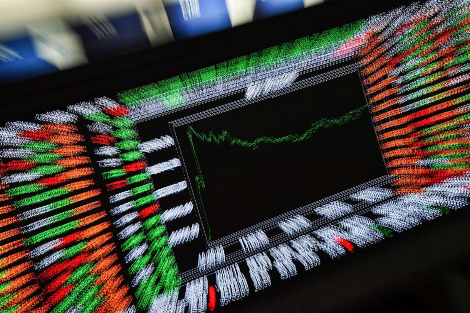 O que é circuit breaker? Entenda o mecanismo que suspende negociações quando a bolsa despenca