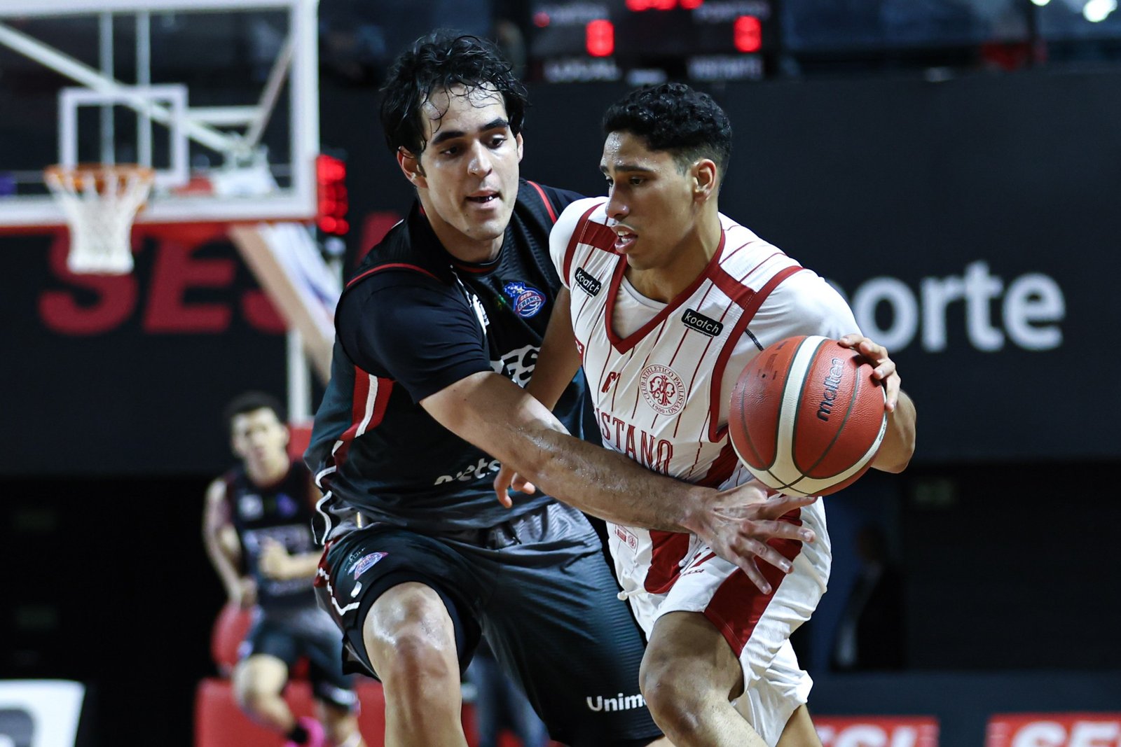 Paulistano domina Franca, segura reação no fim e vence pelo NBB