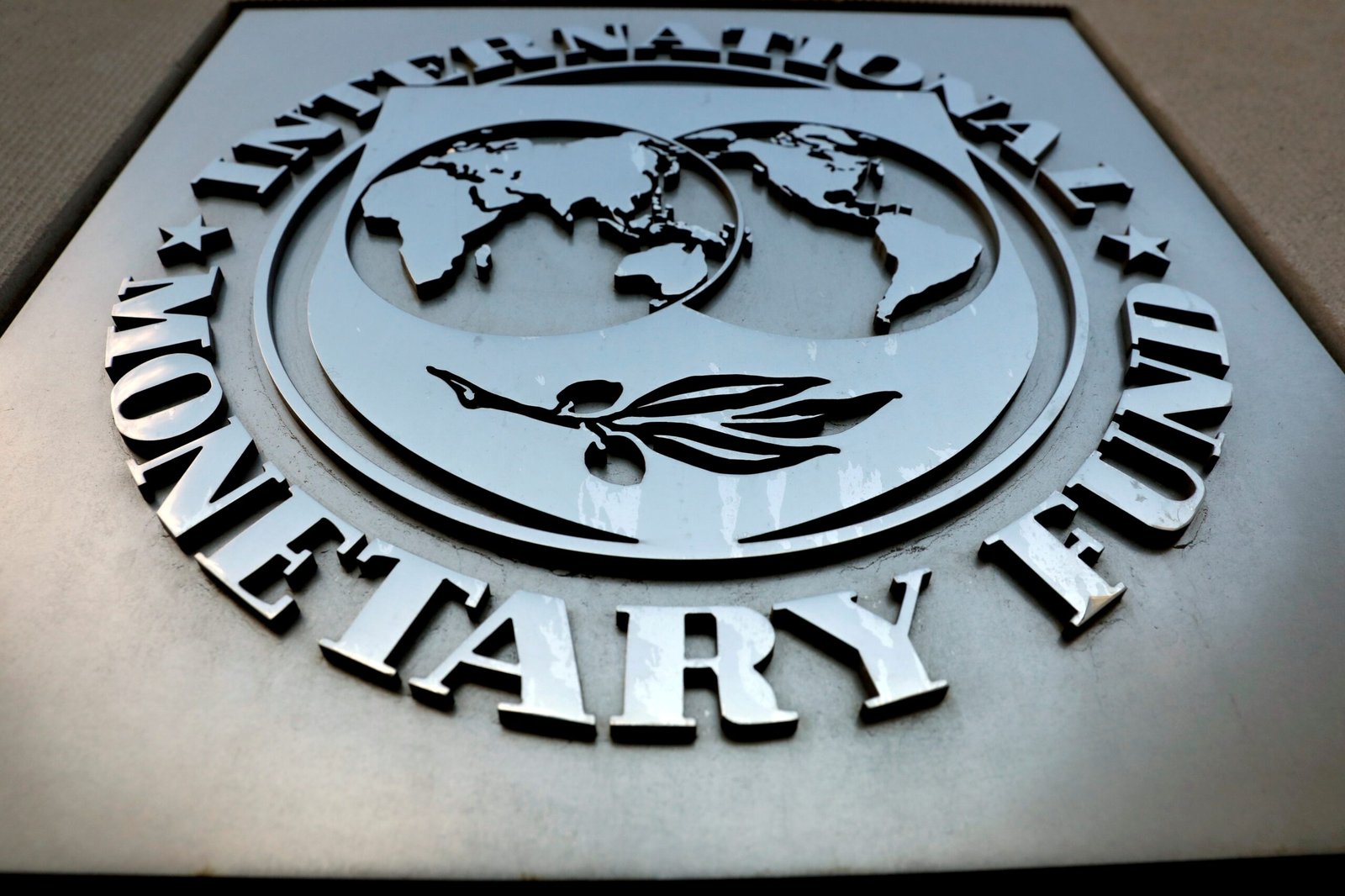 Brasil deve voltar ao top 8 das maiores economias do mundo em 2027, prevê FMI