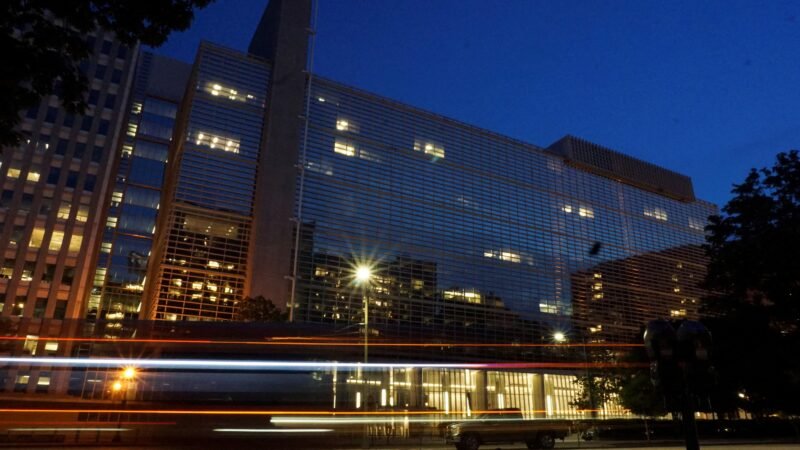 Brasil perde ritmo e deve crescer menos que América Latina em 2026, diz Banco Mundial