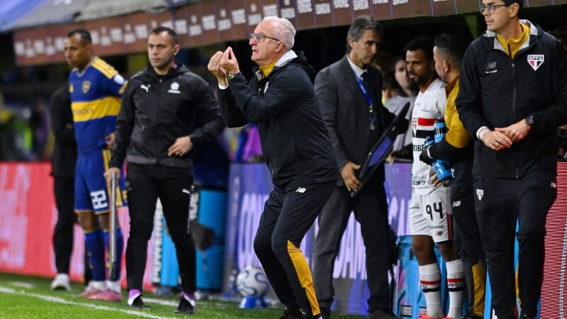 Conmebol multa São Paulo e Dorival em quase R$ 500 mil por atraso contra o Boca