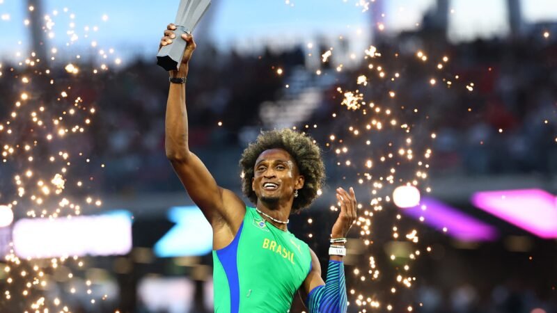 Alison dos Santos é indicado ao prêmio de Melhor Atleta do Ano pela World Athletics