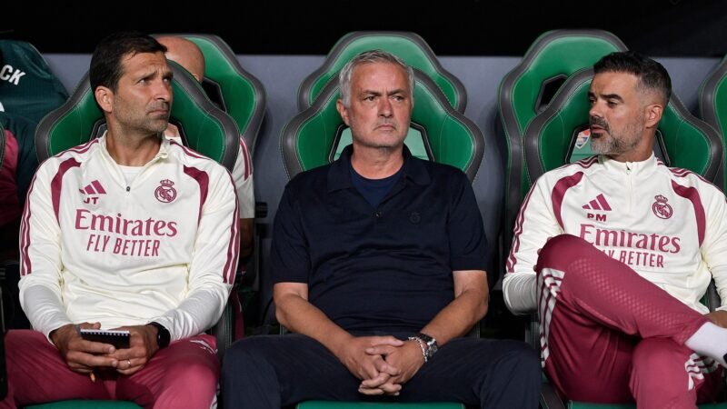 Mourinho defende Mbappé após polêmica no Real Madrid: “É ridículo”