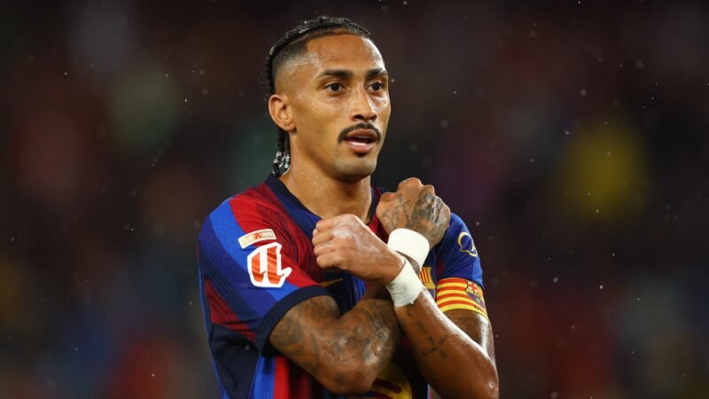 Raphinha não tem lesão detectada e pode jogar pelo Barcelona contra o Getafe