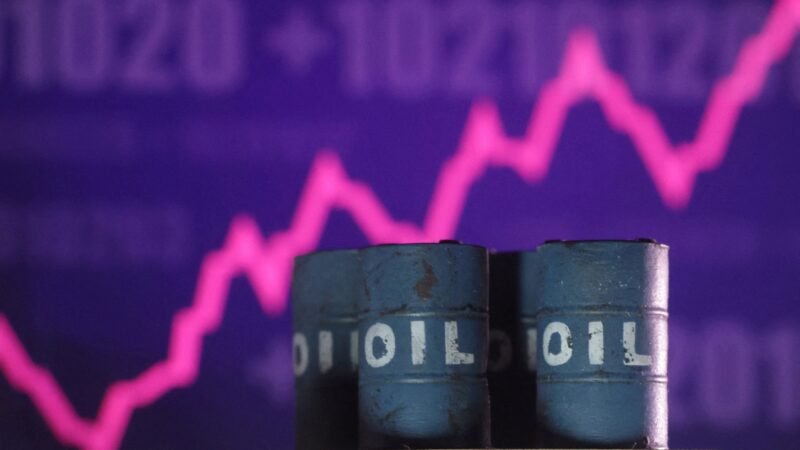 Petróleo dispara e Brent chega a US$ 110 pela 1ª vez desde maio; veja o que pressiona os preços