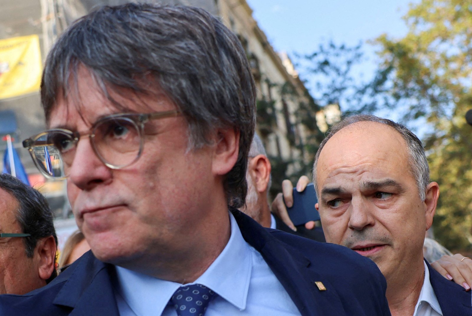 Justiça revoga mandado de prisão de líder separatista catalão, que pode voltar à Espanha nove anos após ter deixado país