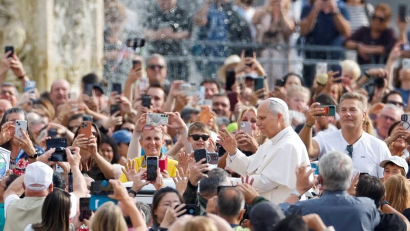 Papa menciona Nossa Senhora Aparecida em Audiência Geral no Vaticano e pede que padroeira proteja brasileiros