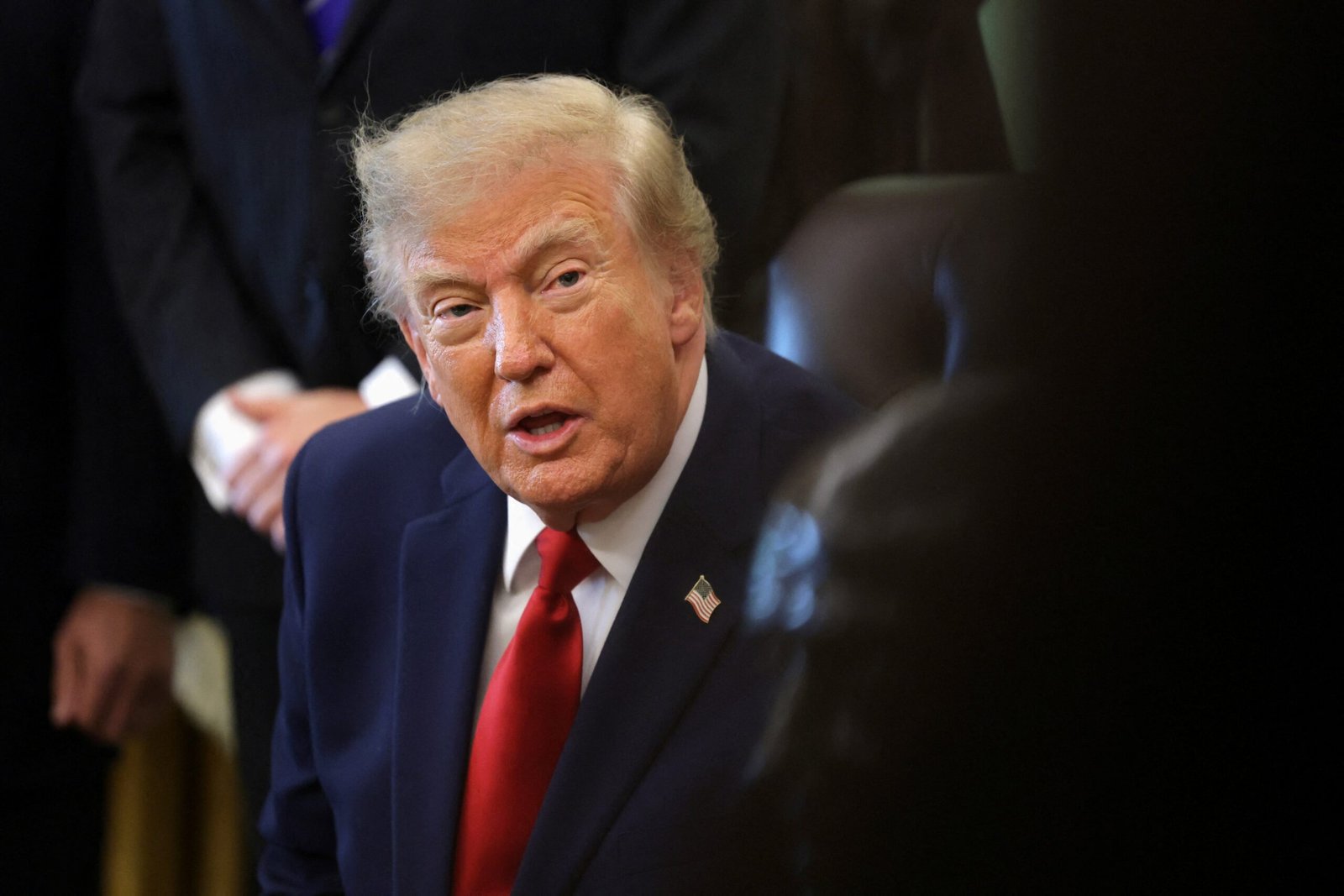 Trump descarta novo ataque ao Irã no próximo mês e fala em ‘discussões produtivas’