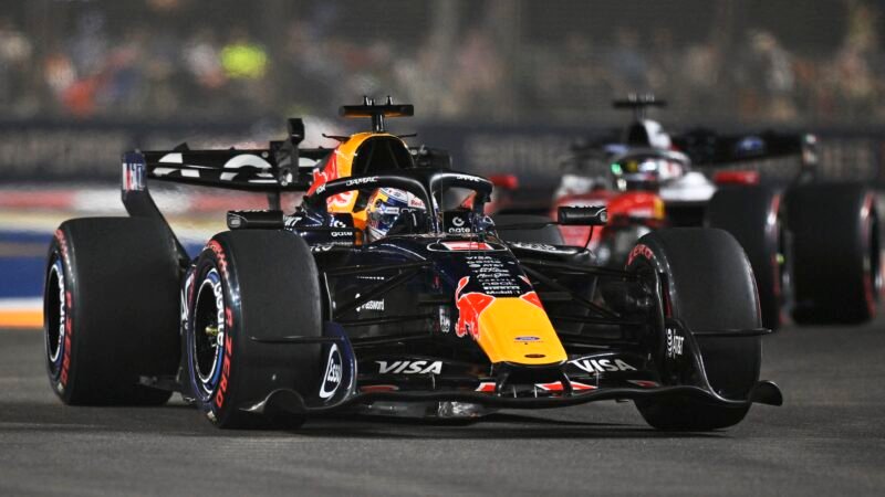 GP de Singapura: Verstappen quebra tabu com vitória; Bortoleto abandona