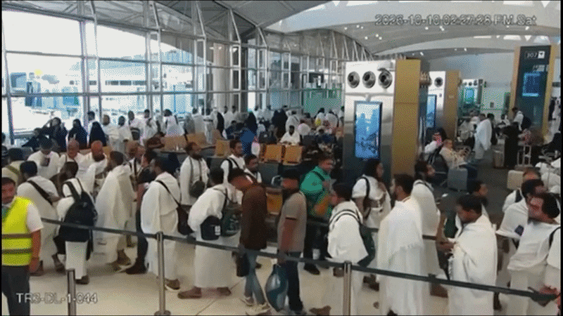 VÍDEO mostra momento em que míssil Houthi atinge terminal de aeroporto em Riade; ataque deixou 13 mortos e 300 feridos