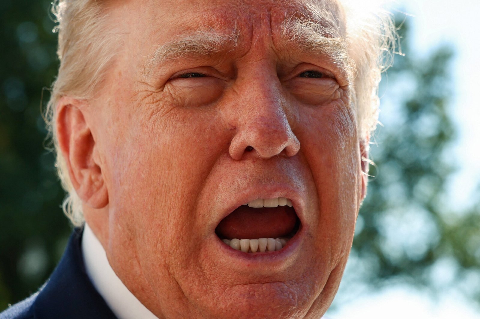 Trump anuncia pacote de US$ 8 bilhões para agricultores, às vésperas das eleições nos EUA