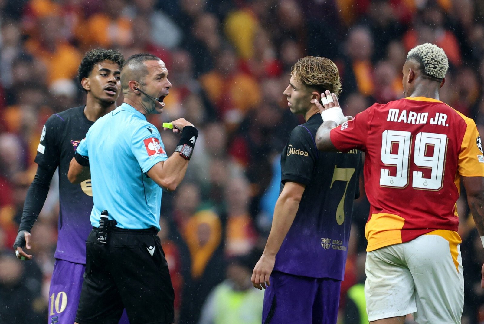 Lamine Yamal provoca volante do Galatasaray após goleada: “Me conhece agora?”
