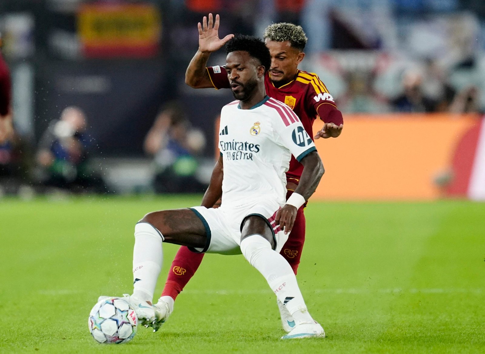 Vini Jr reclama de suspensão e faz autocrítica no Real Madrid: “Estou chateado comigo mesmo”