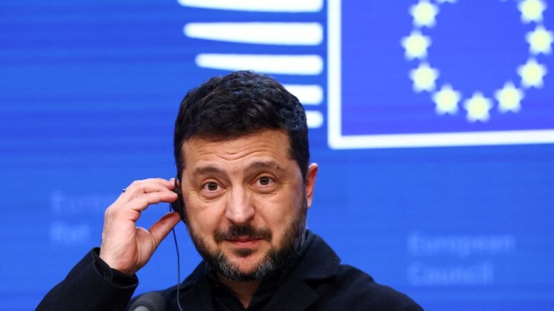 Zelensky diz que decisão de Trump de suspender sanções à Rússia ‘ajuda apenas os russos’