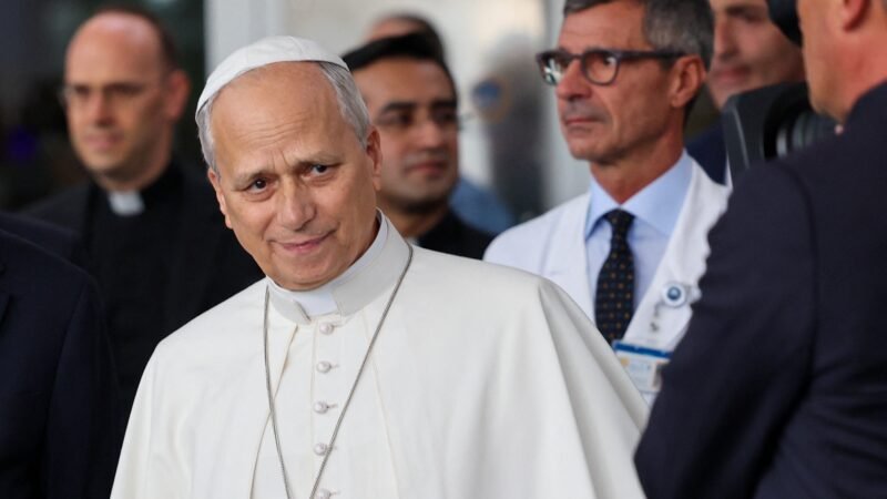 Papa Leão XIV deve ser submetido a imunoterapia para prevenir volta de câncer
