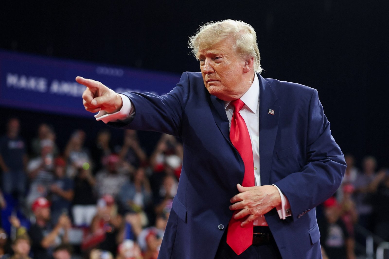 Trump diz que EUA vão ‘cuidar de Cuba’ depois de lidarem com Irã