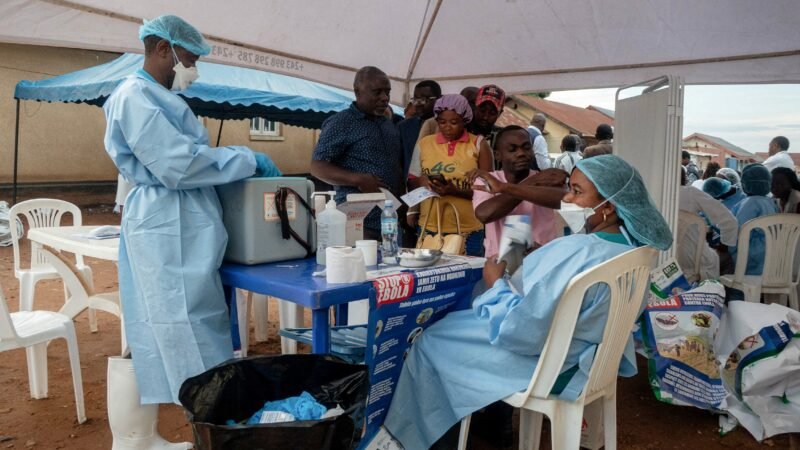Ebola: enfermeiro é morto no Congo e profissionais de saúde se refugiam sob proteção policial
