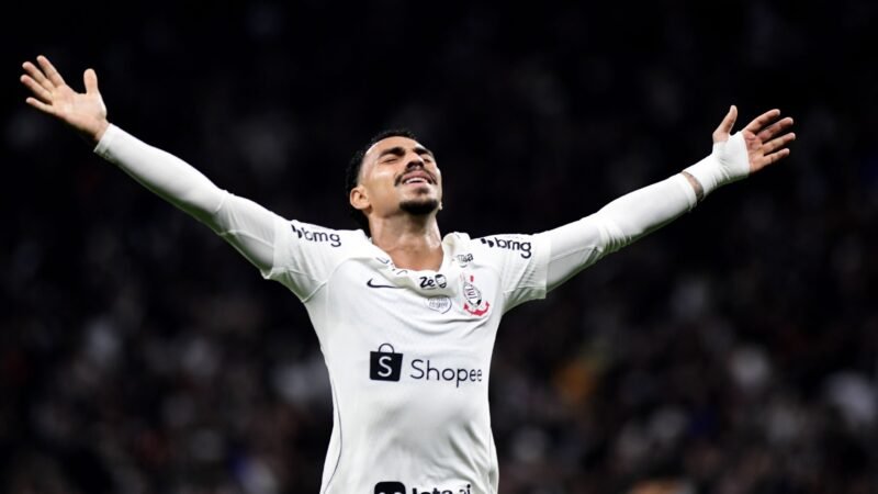 Corinthians vence e chega a 69% de chances de permanência; Grêmio tem o maior aumento percentual