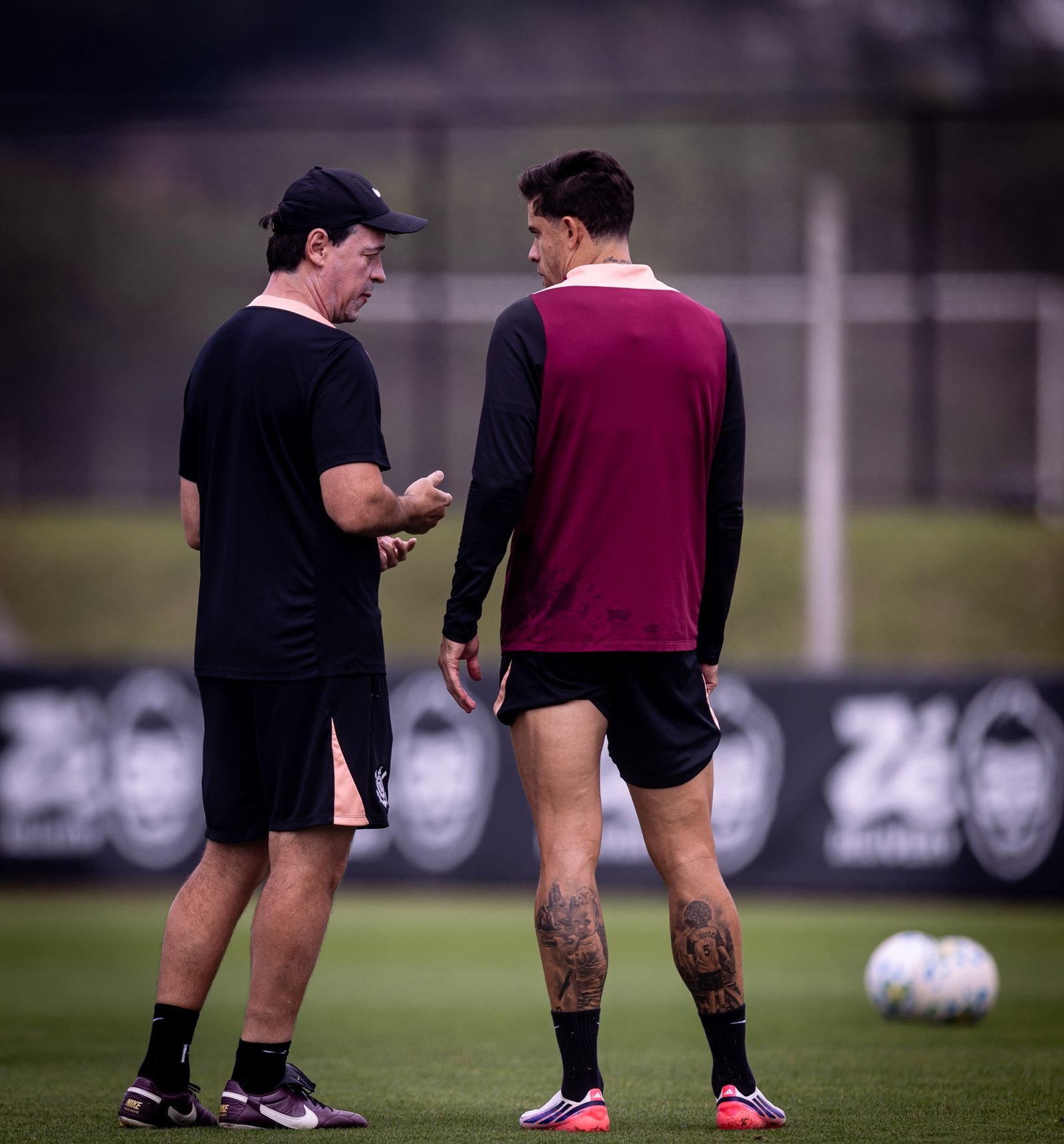 Gabriel Paulista defende Diniz e comissão após demissão do Corinthians: “Os menos culpados”