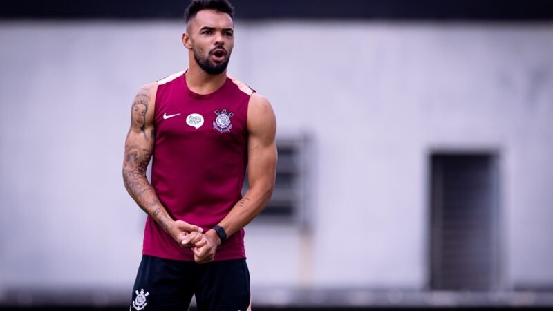 Raniele, do Corinthians, sofre lesão no joelho e passará por cirurgia
