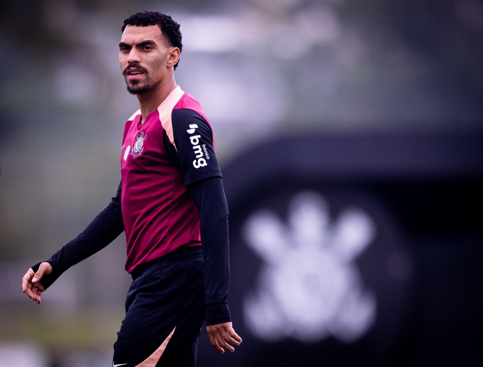 Clima em elenco do Corinthians tem choro de Matheuzinho e preocupação com rebaixamento