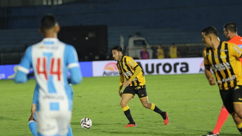 Criciúma tem dois jogadores suspensos para enfrentar o Ceará