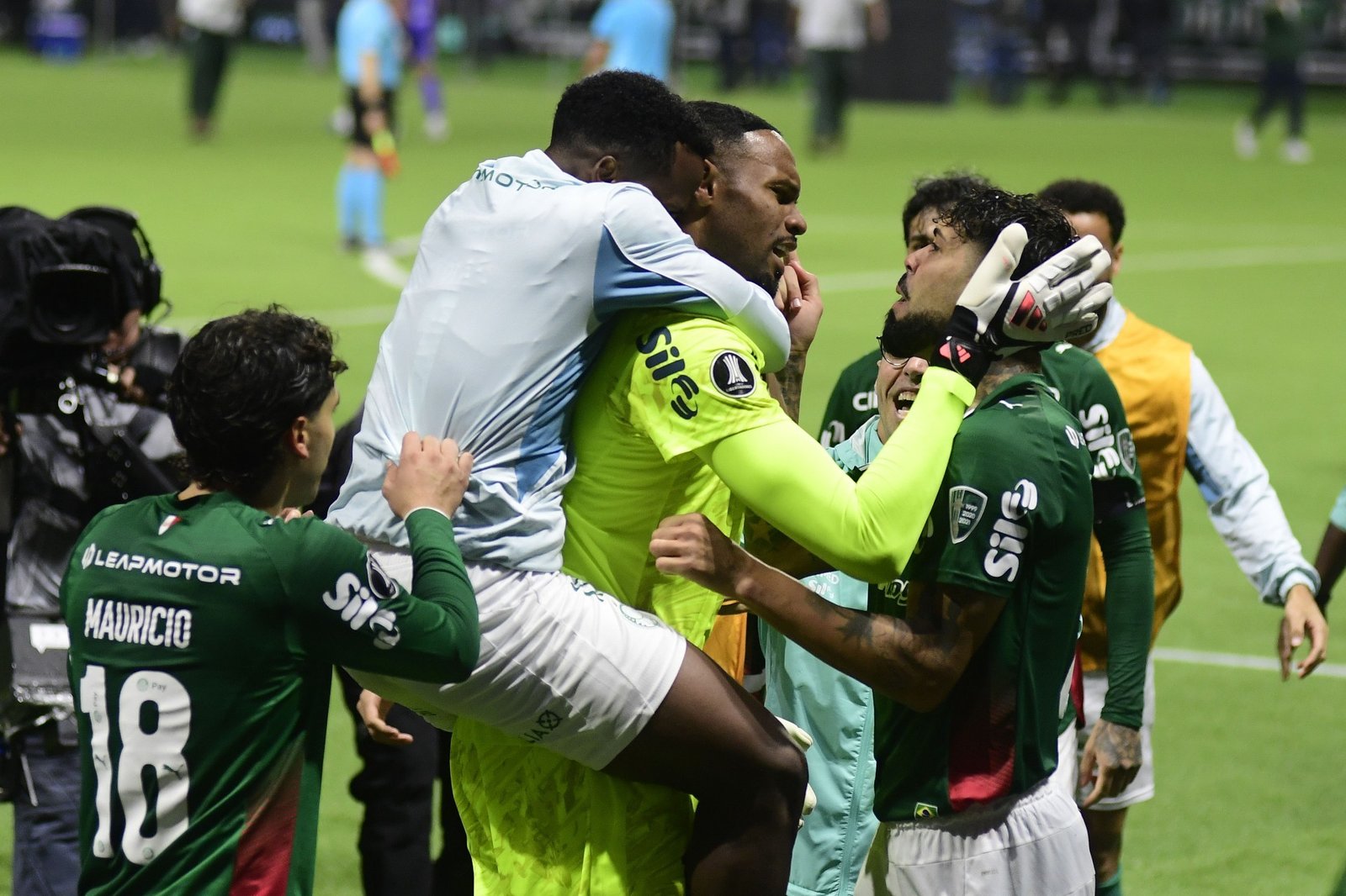 Palmeiras deixa maldição dos pênaltis para trás, e Carlos Miguel é herói na Libertadores de novo