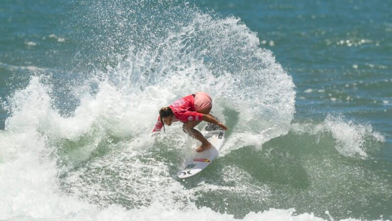 Segunda etapa do Circuito Catarinense de Surf Pro é disputada em Governador Celso Ramos