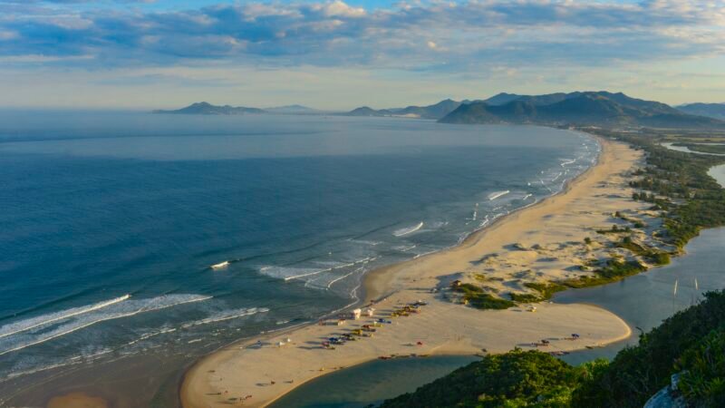 Guarda do Embaú será a casa das decisões dos títulos catarinenses e brasileiros de surfe