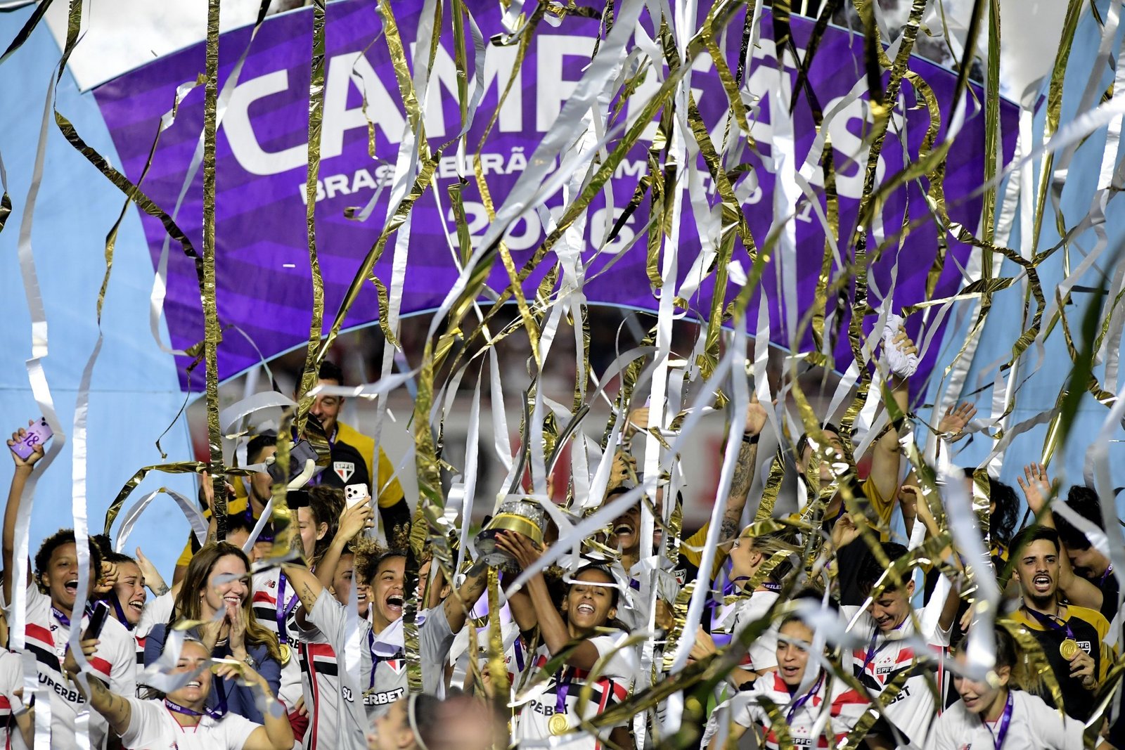 “É só o começo”: como o São Paulo se preparou e quebrou hegemonia de rival no futebol feminino