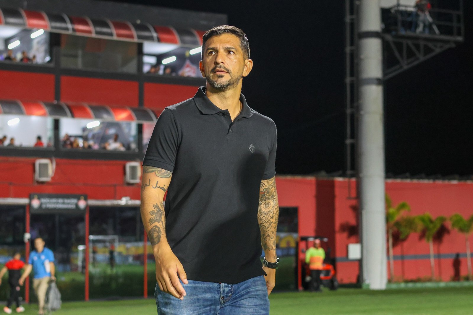 Emiliano Díaz comenta recusa ao Corinthians, cita lealdade e promete: “Um dia eu vou voltar”