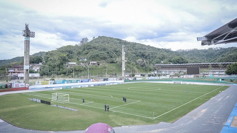 Blumenau x Figueirense tem data e horário alterados pela Copa Santa Catarina