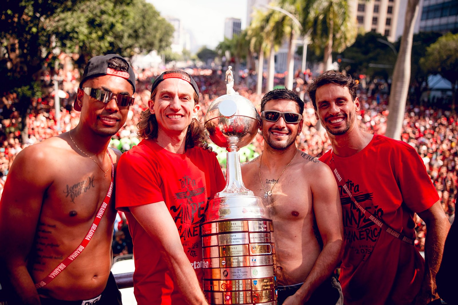 Rodrigo Caio explica por que não foi ao Monaco com Filipe Luís e descarta ser técnico