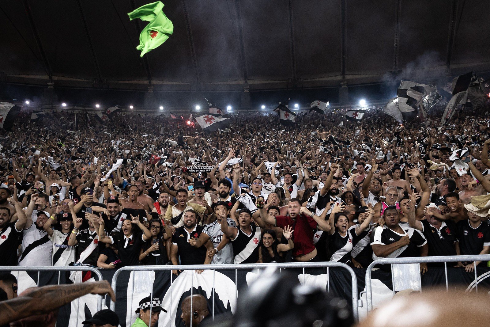 Longa batalha: entenda qual foi a estratégia judicial do Vasco para jogar no Maracanã