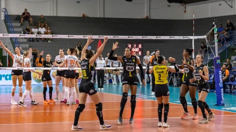 Praia Clube e Osasco disputam título da Supercopa Feminina de Vôlei em São Luís