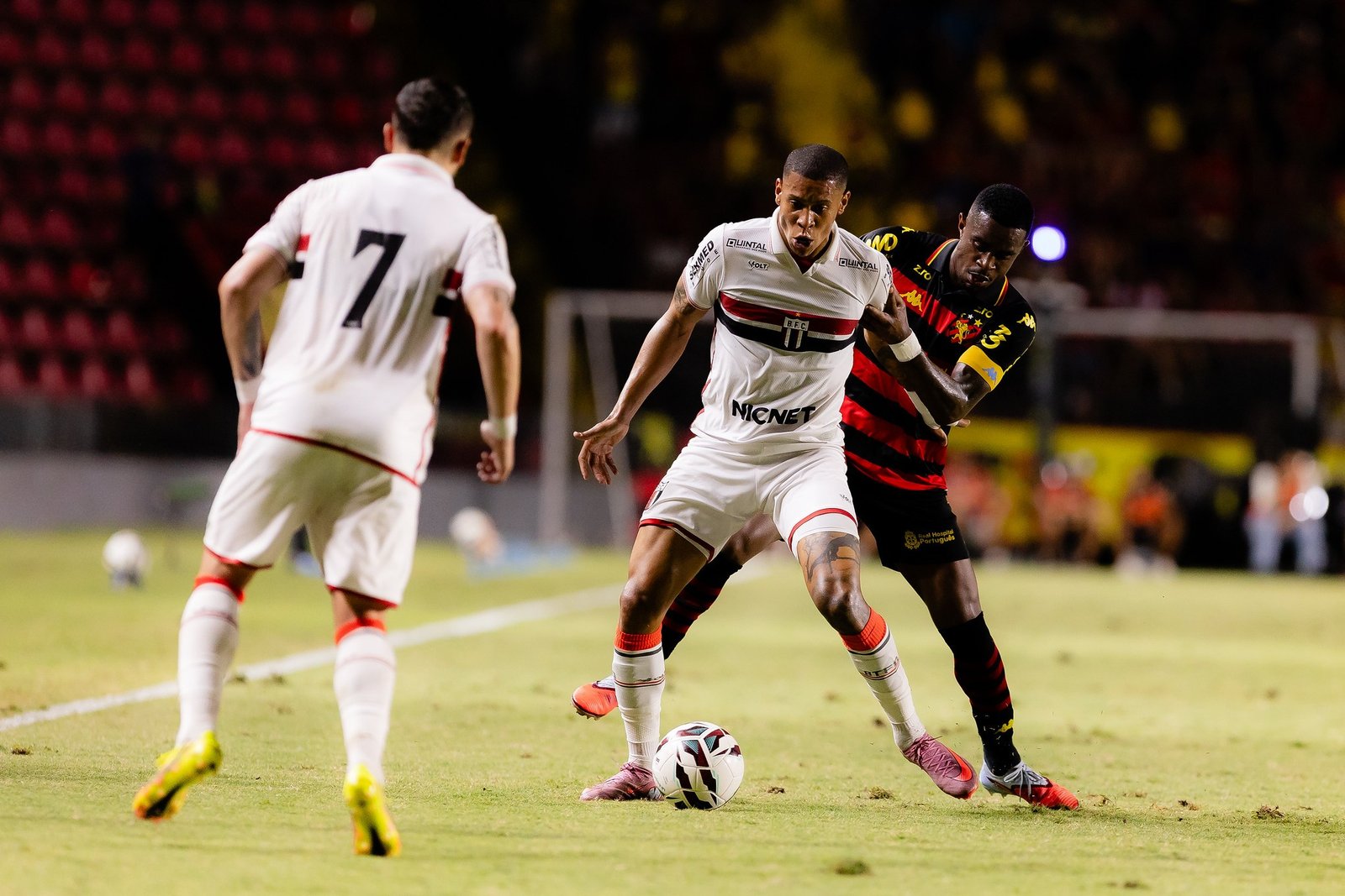 Adversário do Sport, Botafogo-SP não aspira acesso, mas vive melhor momento da temporada