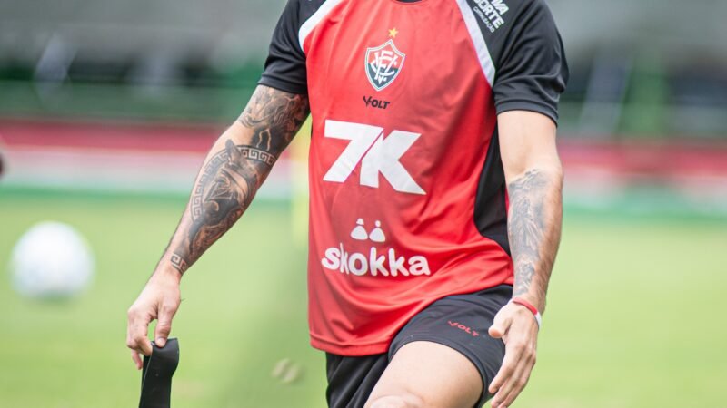 Cotado para substituir Cacá, Brítez tem mais jogos como titular que todos os reforços do Vitória juntos