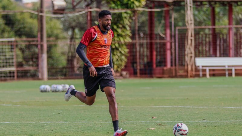 Wallace fica fora de viagem e desfalca Botafogo-SP pela terceira vez seguida