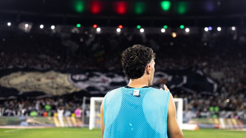 Vasco recorre contra suspensão de processo e pede decisão urgente sobre jogo no Maracanã