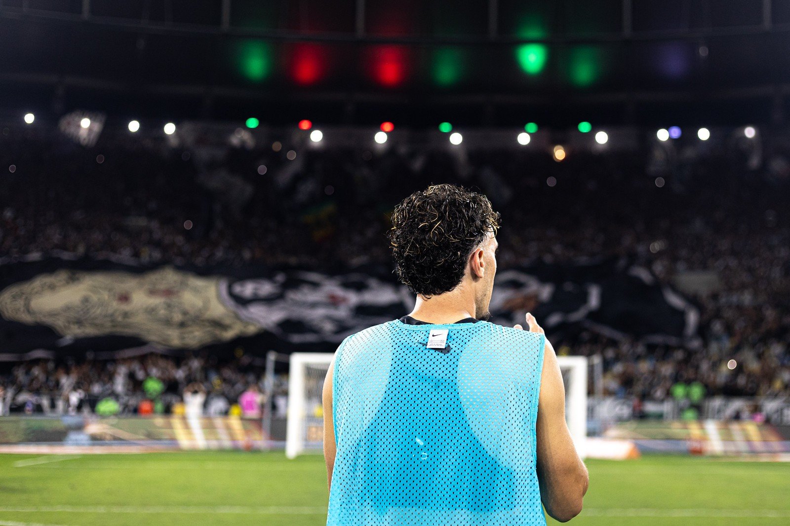 Vasco recorre contra suspensão de processo e pede decisão urgente sobre jogo no Maracanã