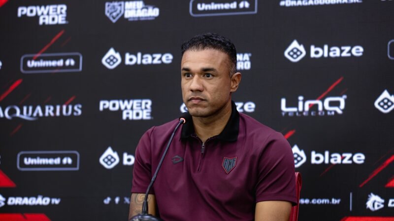 Roger Silva analisa derrota do Atlético-GO e aponta erros contra o CRB